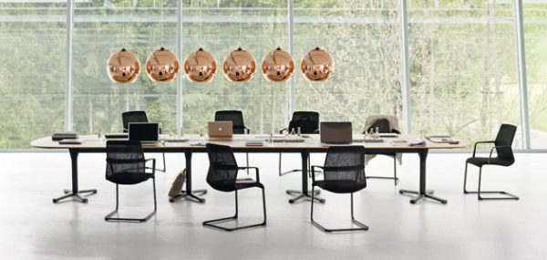 Konferenztisch pulse Gestell-x-form